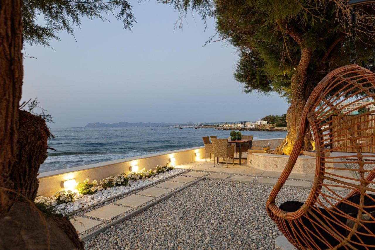 Villa Seashell -Wonderful Newly Renovated Villa On The Beach Galatás Eksteriør billede