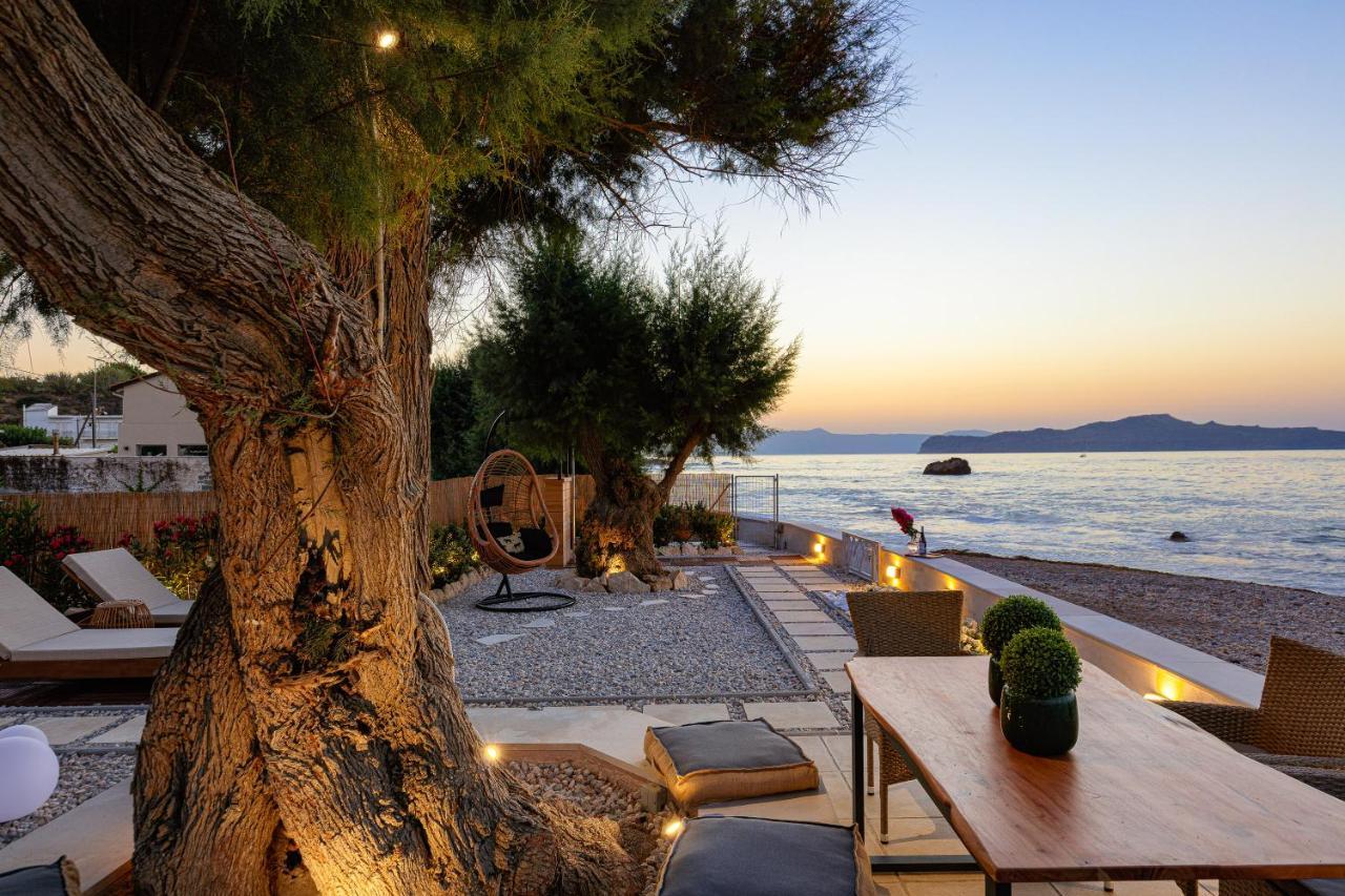 Villa Seashell -Wonderful Newly Renovated Villa On The Beach Galatás Eksteriør billede